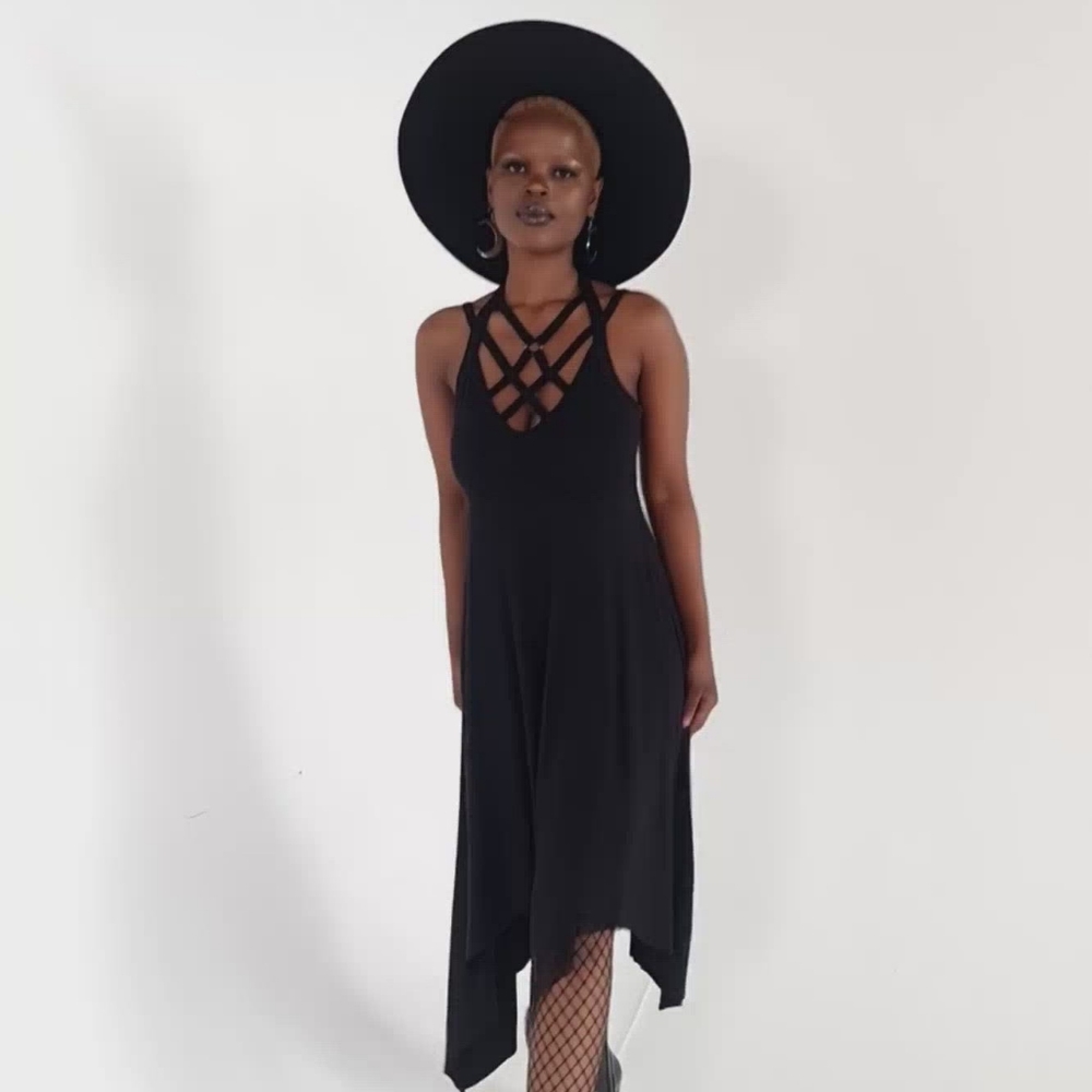 Dominion Ring Dress 🖤